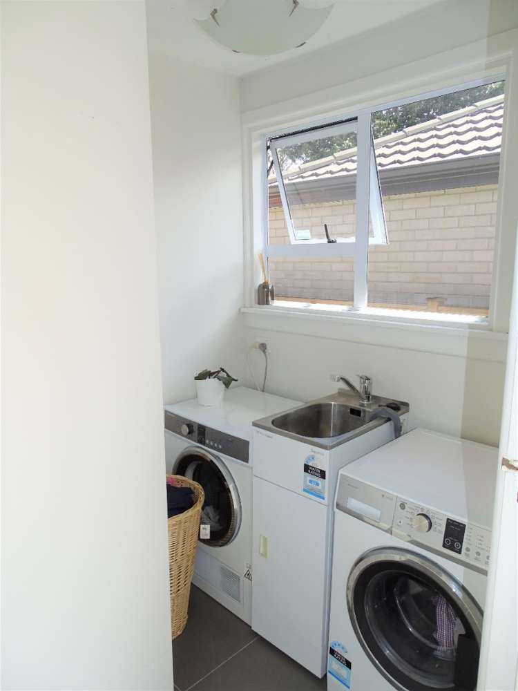 93 Kimpton Road 10695_10