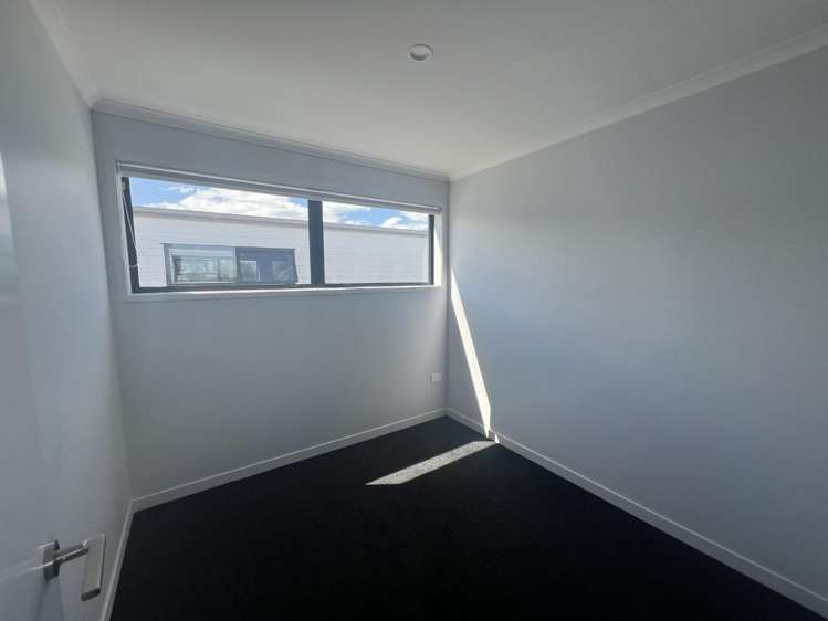 10 Hatric Road 1053_17