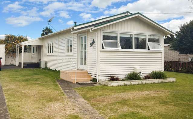3 BEDROOMS - TE AWAMUTU