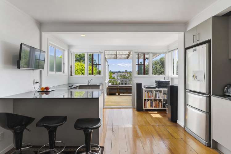 44 Scanlan Street Grey Lynn_13