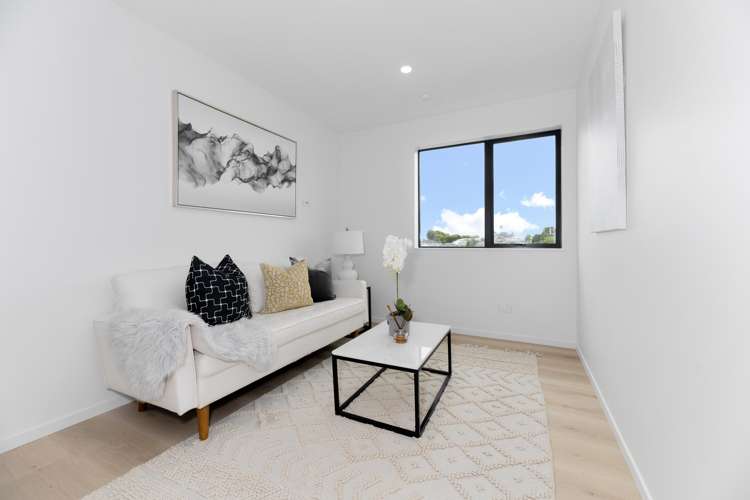 12E Karo Place Glendene_10