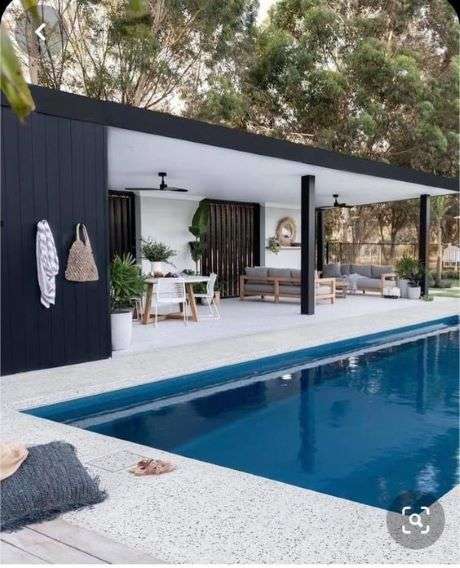 swimming pool, poolhouse, gas fire