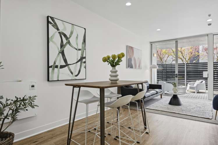 105/22 Fisher Point Drive Freemans Bay_6