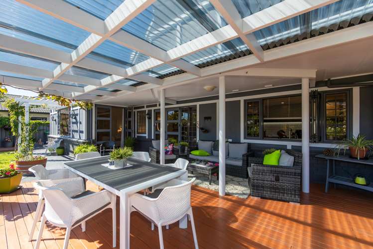 38 Kensington Drive Taradale_15