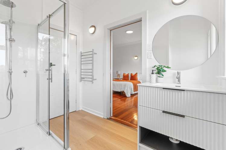 52 St Leonards Drive St Leonards_14