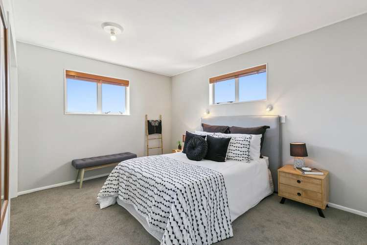 5 Waitaha Way Houghton Bay_8