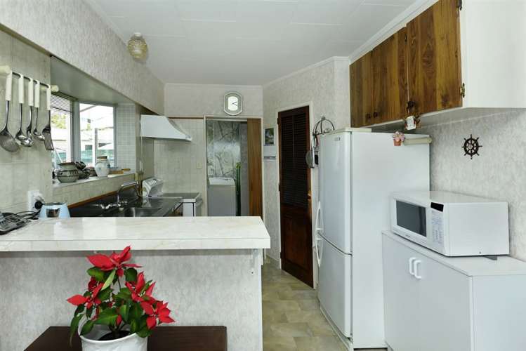 1 Mules Street Stoke_9