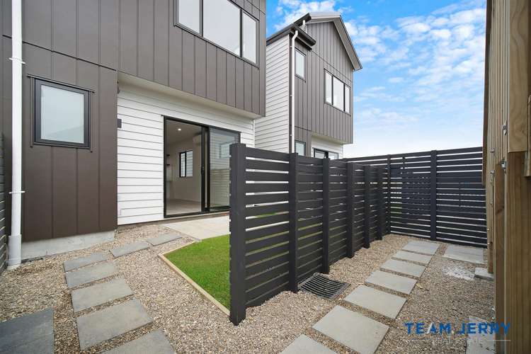 65 Survila Street Papakura_4