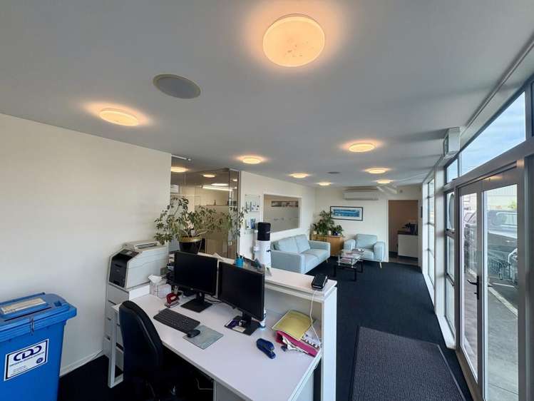 Unit 2, 63 Farm Street Mount Maunganui_2