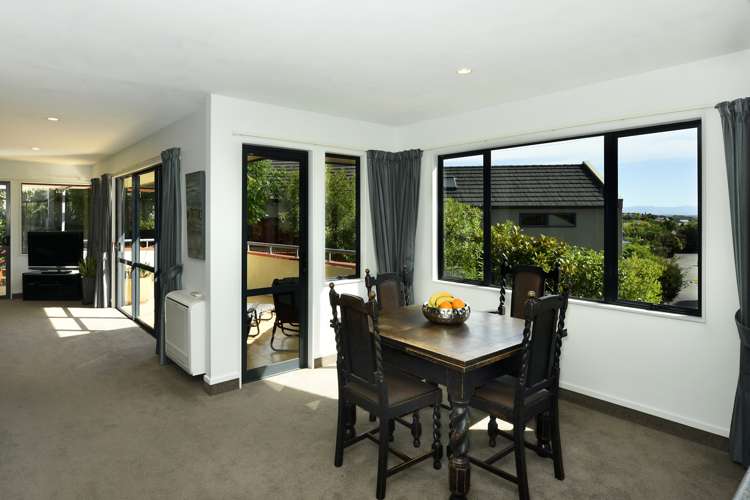 19 Idesia Grove Richmond_8