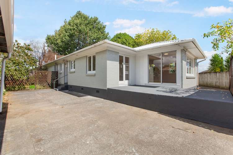 64 Sutton Crescent Papakura_12