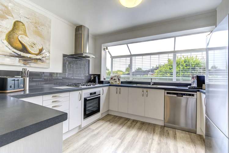 9 Mcdowall Place Queenwood_2