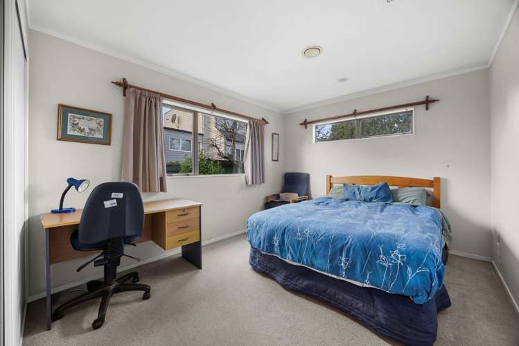 22 Motu Place Mount Wellington_12