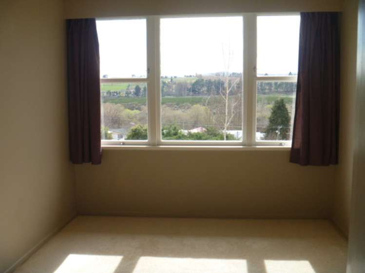 7 Branxholm Street Roxburgh_11