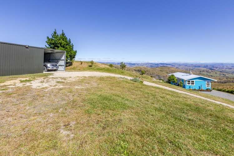 640 Old Hill Road Porangahau_15