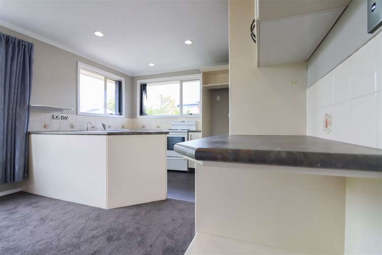 14 Goulds Road Marchwiel_1