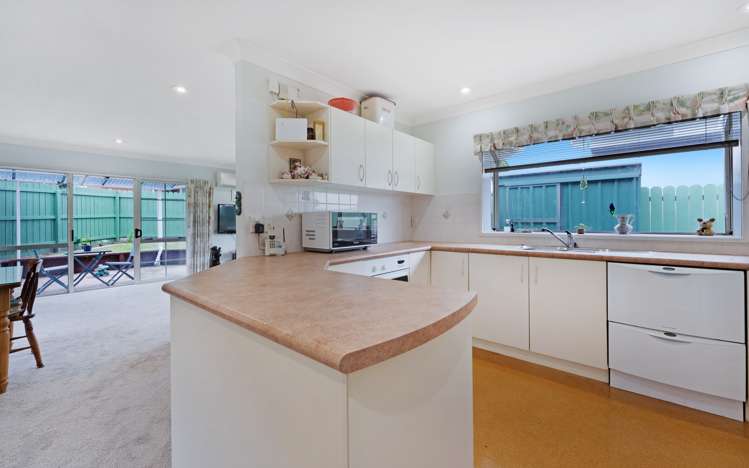 1 Youngs Road Papakura_18