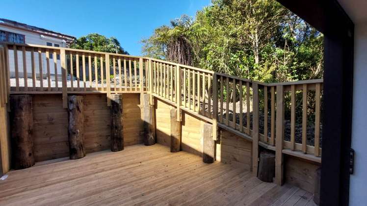 130a Solar Road Glen Eden_9