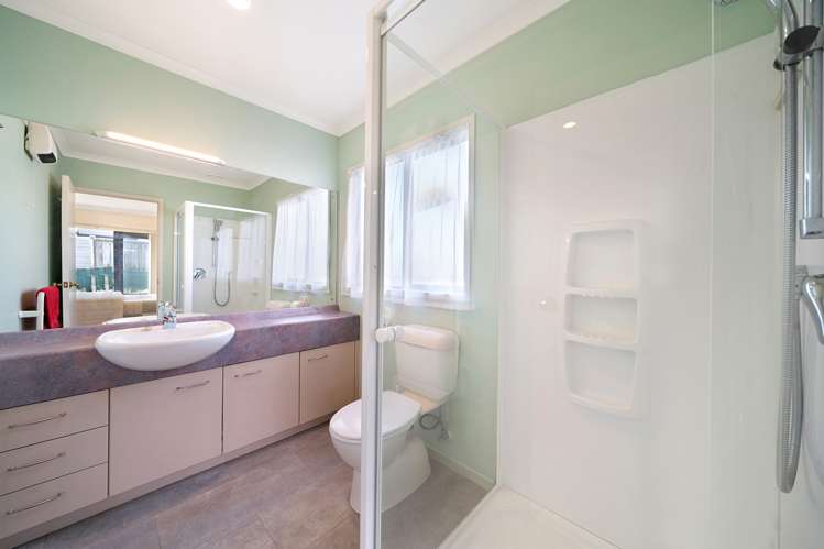 4 Russett Grove Henderson_15