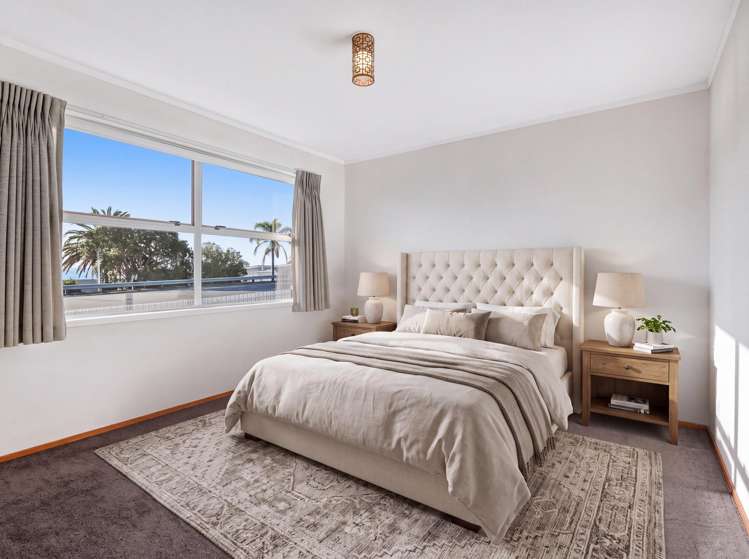2/941 Whangaparaoa Road Manly_7