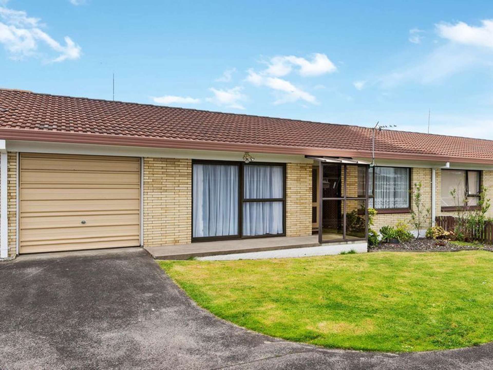 2/24 Prictor Street Papakura_0