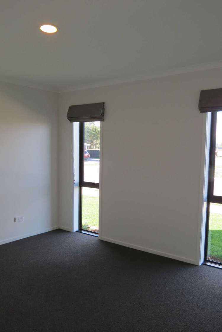 61 Farnborough Way Rolleston_4