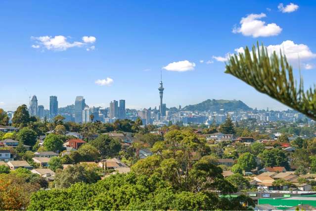 A Hidden Treasure in Dual Westlake Zone – Act Now!