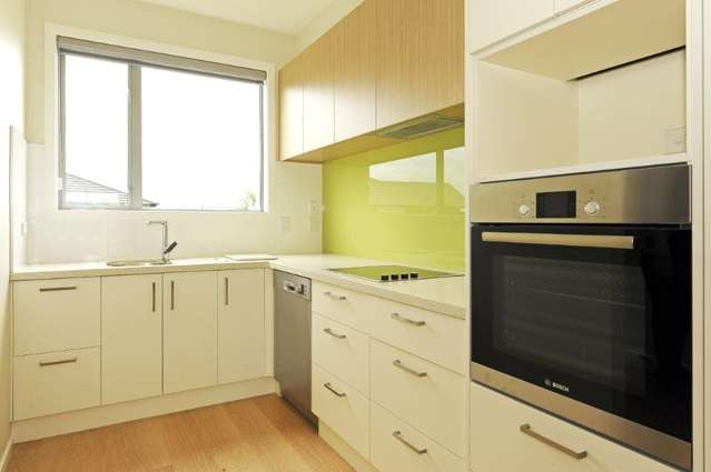 8 Atatu Lane Wigram_4