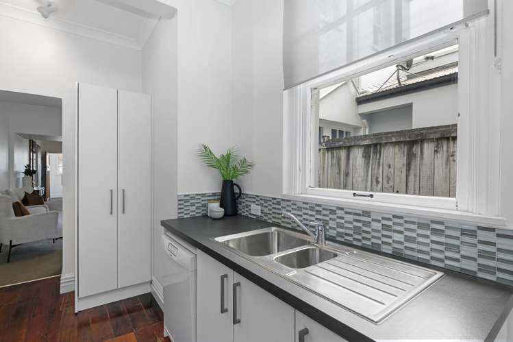 301 Jackson Street_4