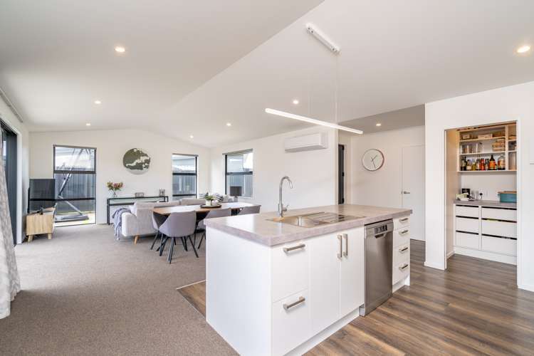 4 Aviation Lane Mosgiel_7