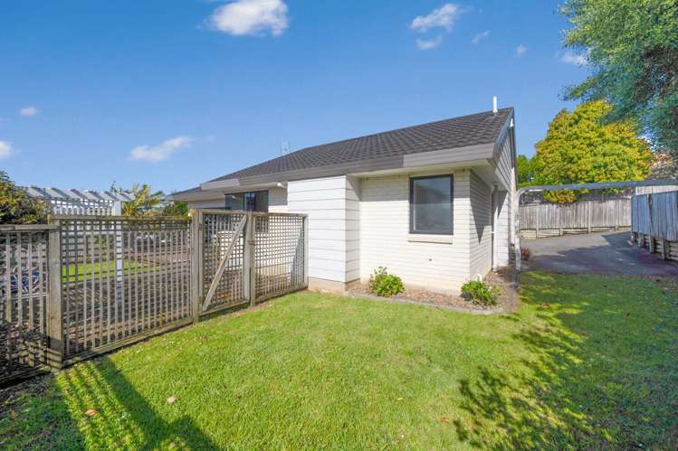 40B Simmental Crescent Somerville_19