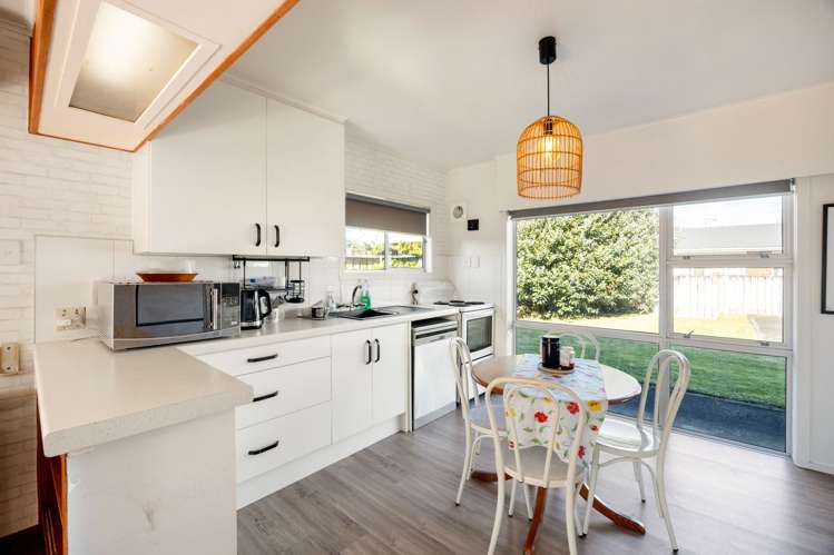 5/6 Florida Place_4