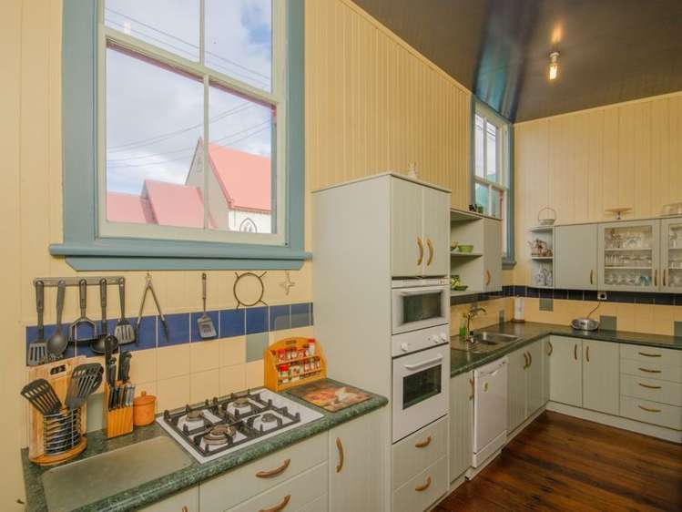 70 Grey Street Onehunga_6