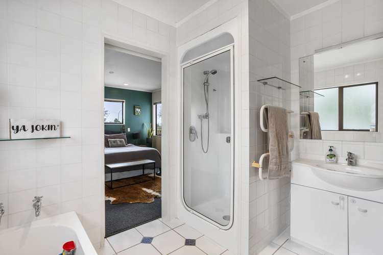 19 Shelly Bay Road Beachlands_9