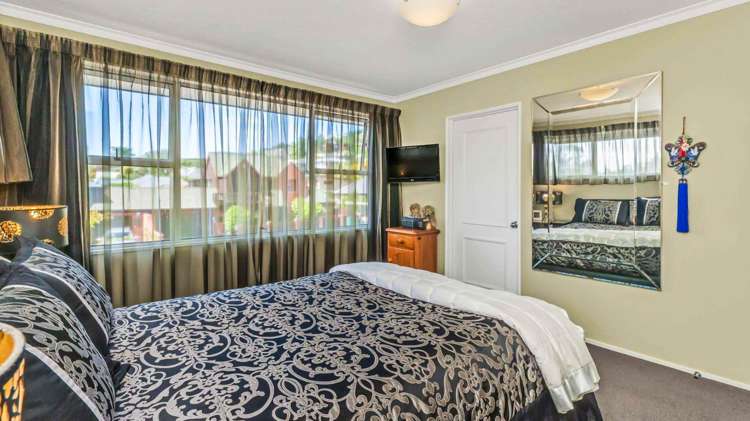 2A Woodlau Rise Huntsbury_8