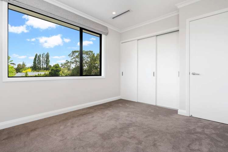 17 Churchouse Road Greenhithe_10