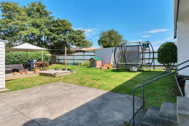 22 Bluewater Place Wattle Downs_17