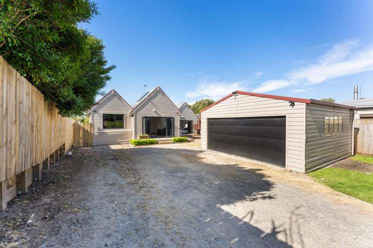 28 Kaka Road Raumati Beach_4