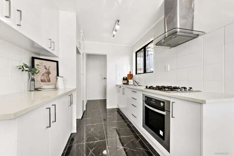 12 Hillman Place Ranui_5