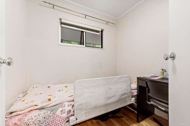 2/601 Glenfield Road Totara Vale_8