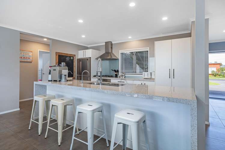 126 Puka Crescent Matarangi_6