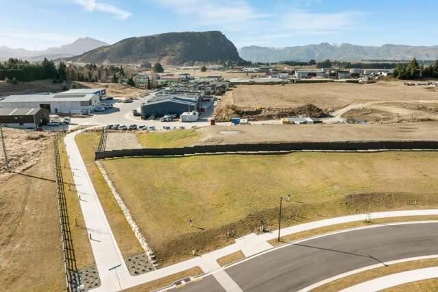 Stages 4, 5 and 6, Pembroke Terrace Wanaka_2