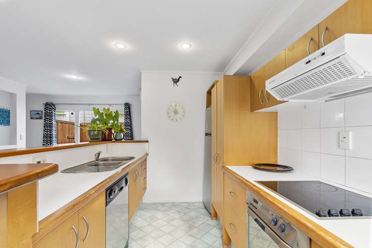 4/14A Glenmore Street Thorndon_4