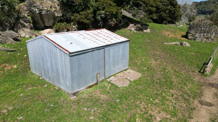 953 State Highway 3 Piopio_11