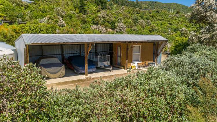 784 Queen Charlotte Drive Havelock_17