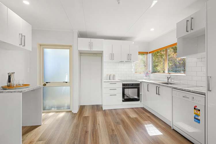 2 East Street Raglan_6