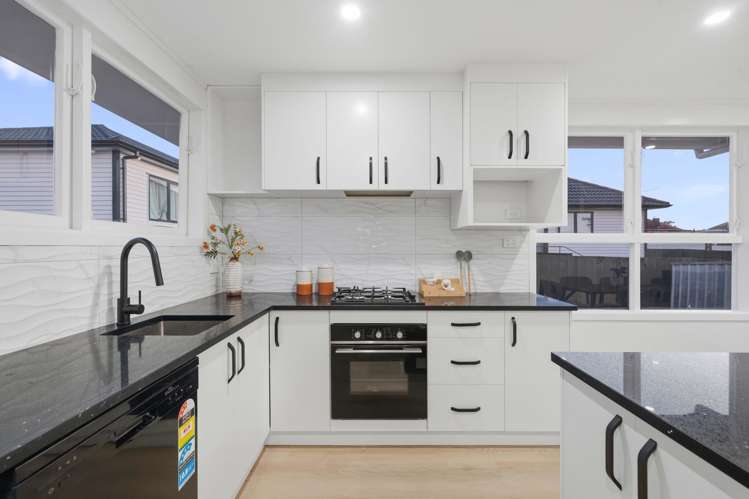 54 Cobham Crescent_3
