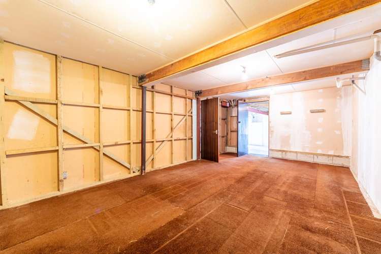 18 Roxburgh Street Glenwood_15