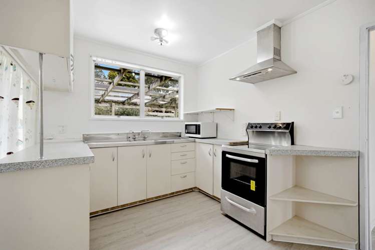 16 Wanita Place Totara Vale_7