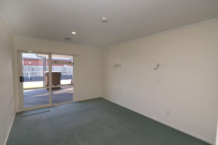 63 Kelvin Crescent Allenton_9